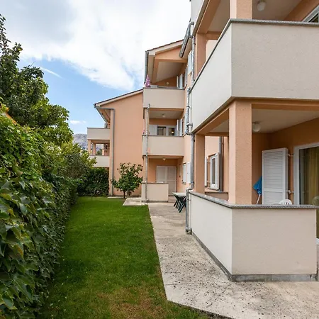 Apartament Crnekovic Iv Baška