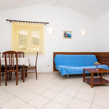 Crnekovic Iv Apartament Baška