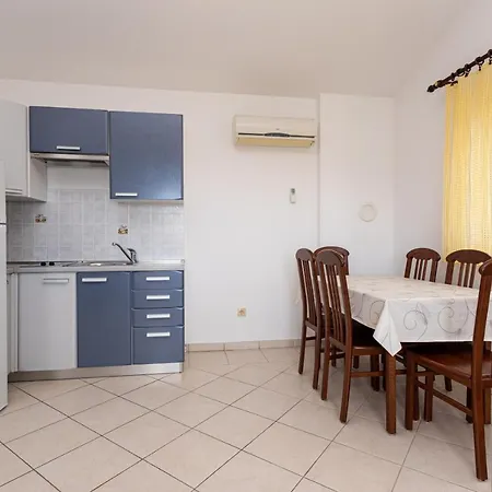 Crnekovic Iv Apartament