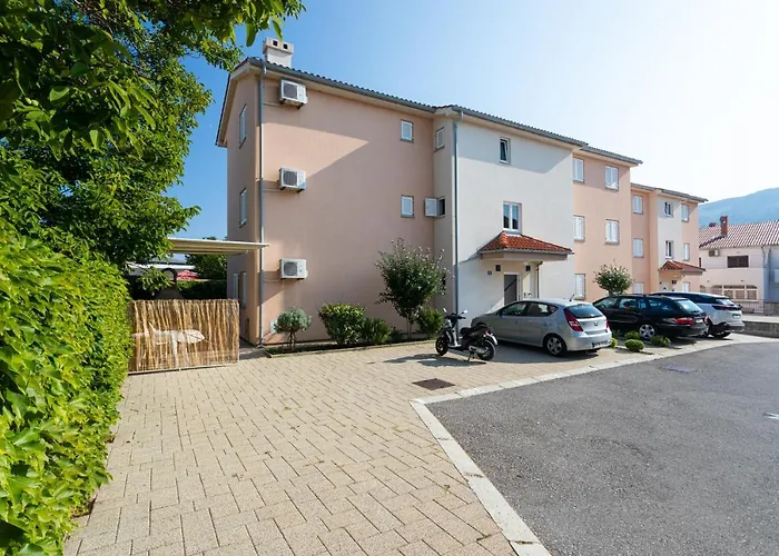 Apartment Crnekovic Iv *