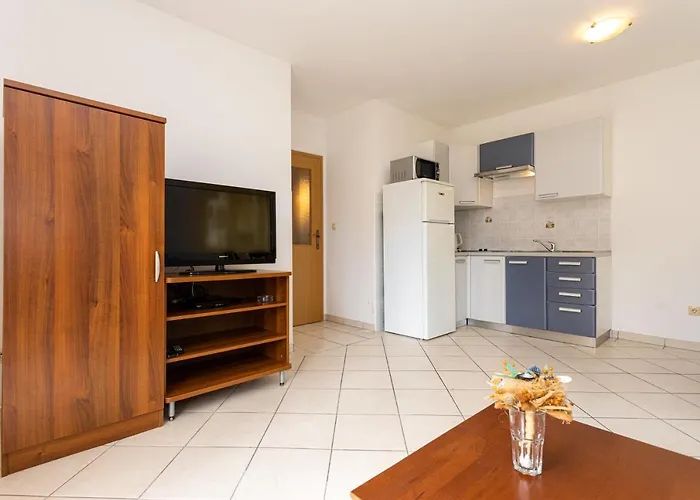 Apartment Crnekovic Iv Baška