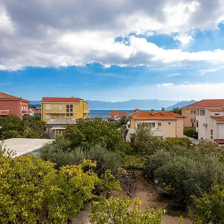 Apartment Crnekovic Iv Baska (Krk)